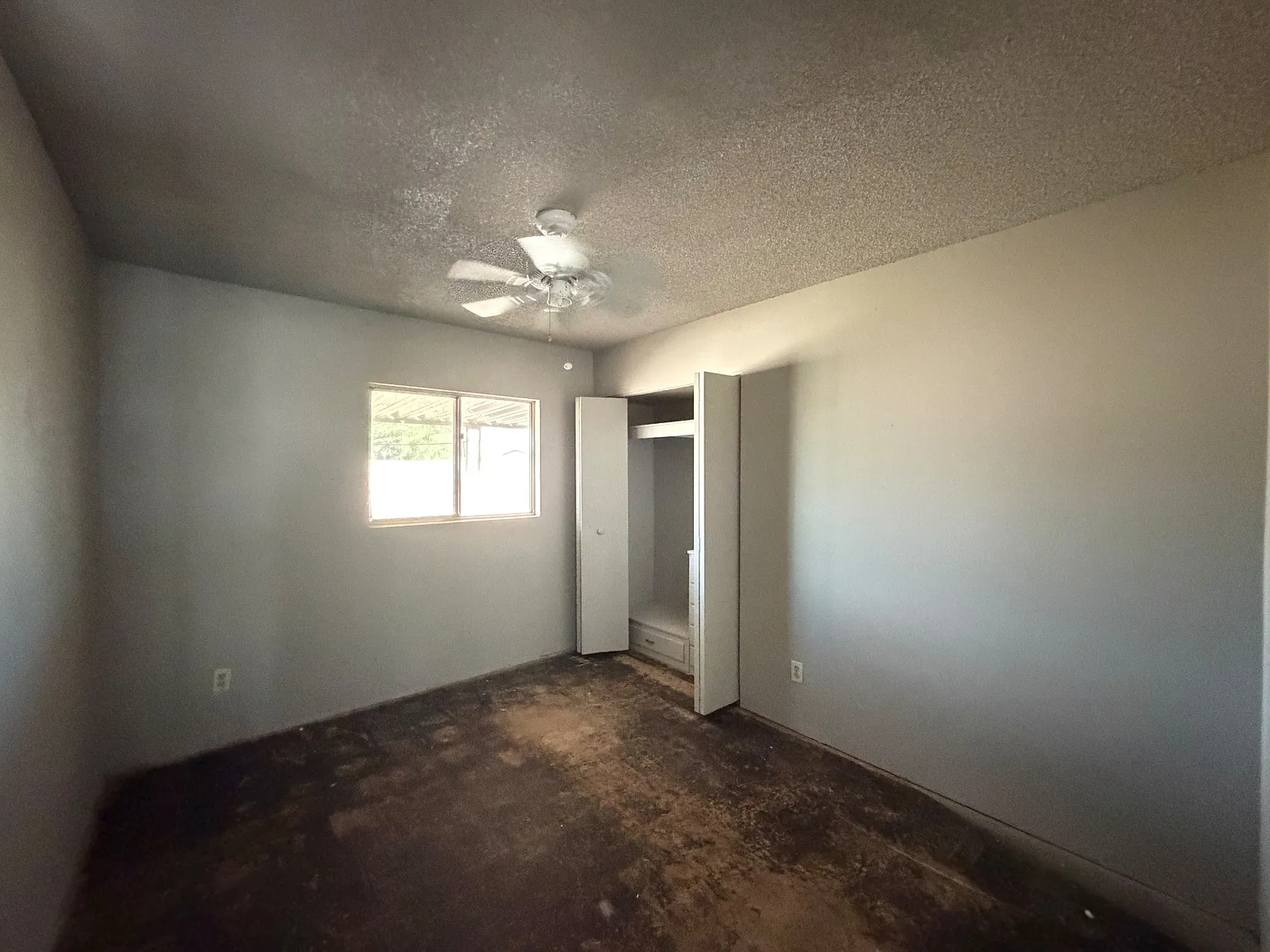 6001 North 62nd Drive - 1 — Photo 2