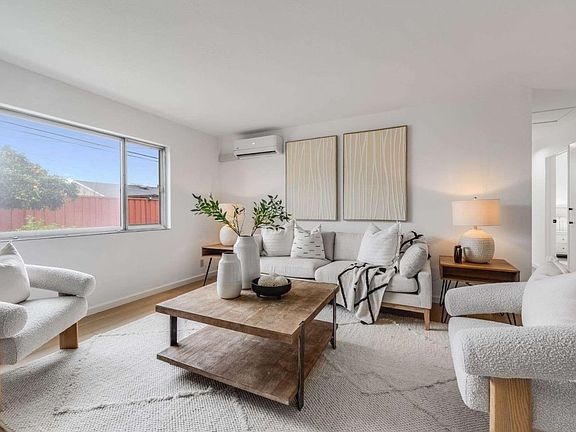 2nd image of 40327 Blacow Rd