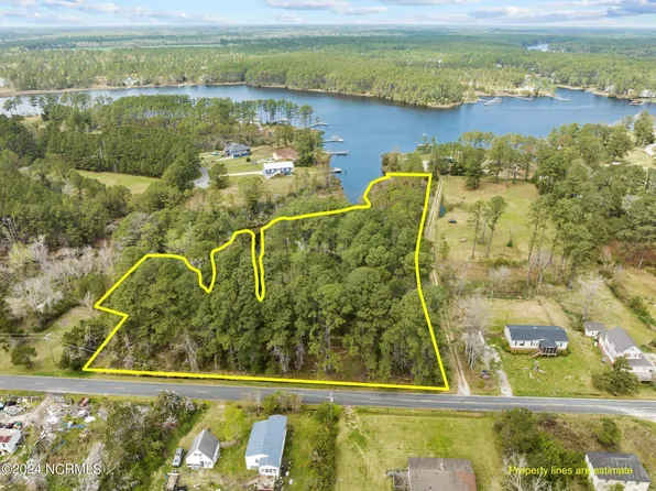 1553 Pamlico Road, Oriental, NC 28571
