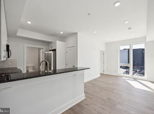 1350 N Front St #203, Philadelphia, PA 19122