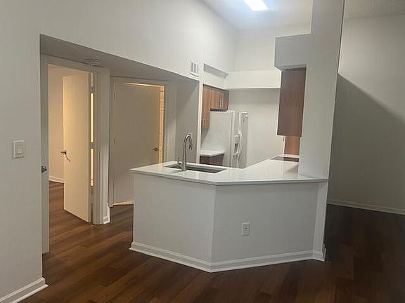 5th image of 1050 Crystal Way #D