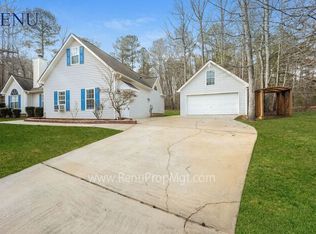 240 Dillion Dr, Hampton, GA 30228