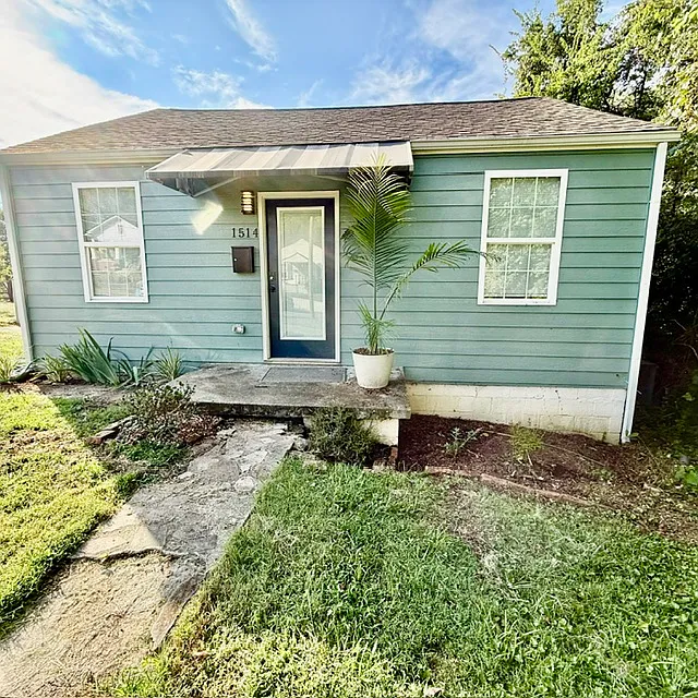 1514 Lawson Ave