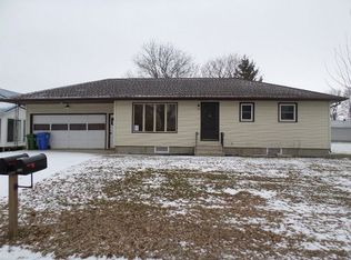527 W Wilmans St, Clarksville, IA 50619