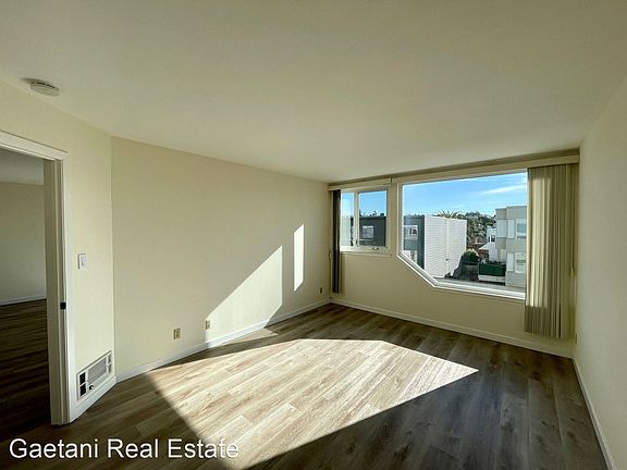 5th image of 1386 30th Ave APT 304