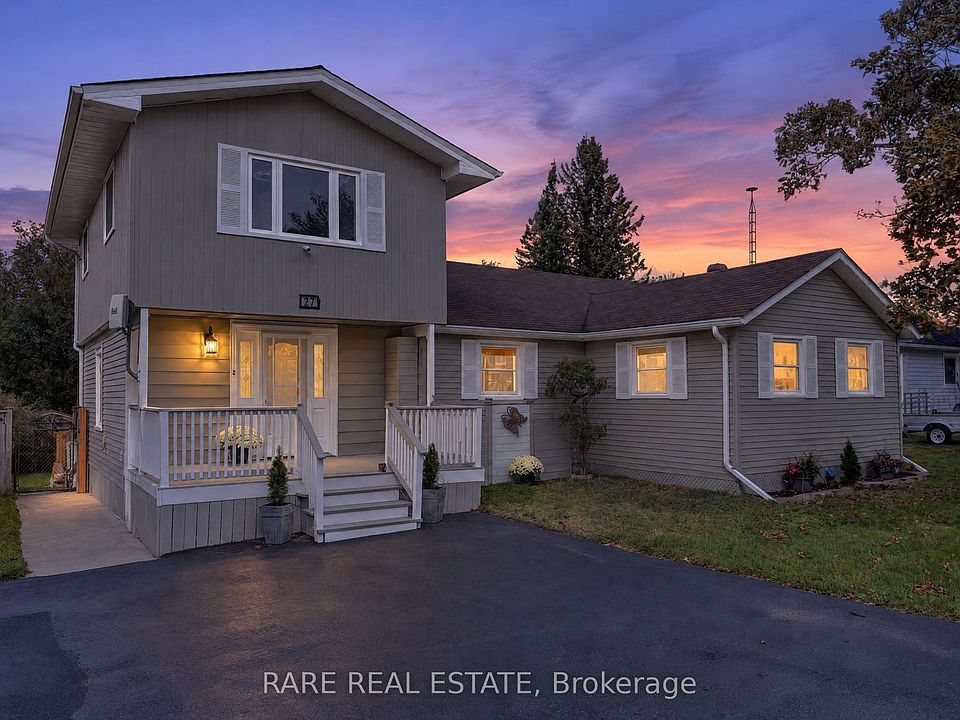 1st image of 27 Carleton Blvd