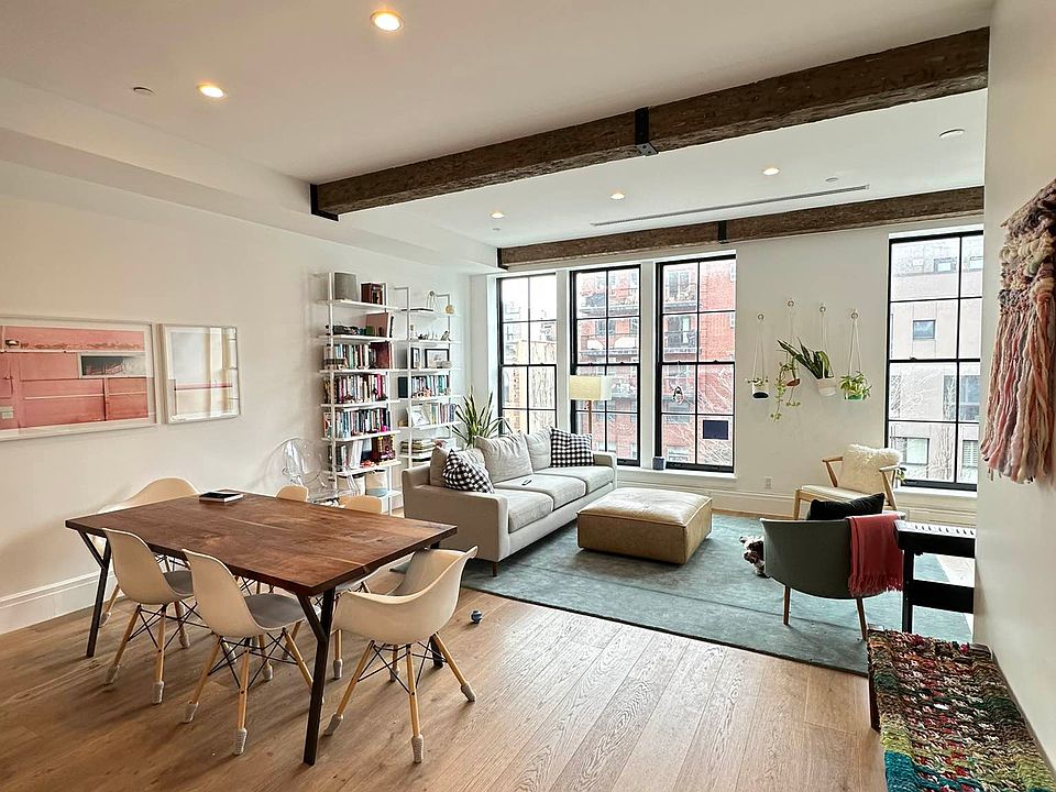1st image of 135 Sackett St #3