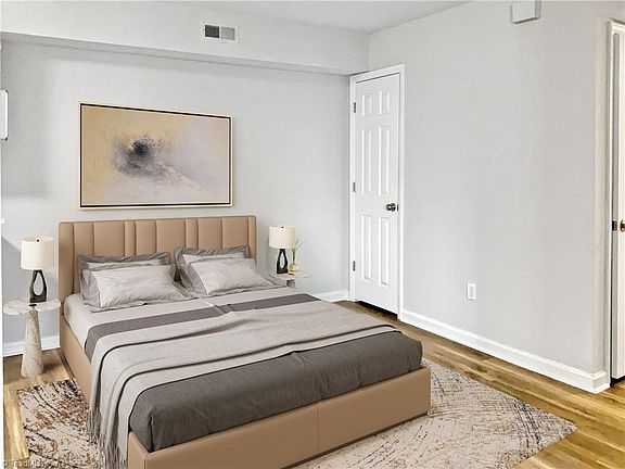 4th image of 802 Folly Ct Unit B