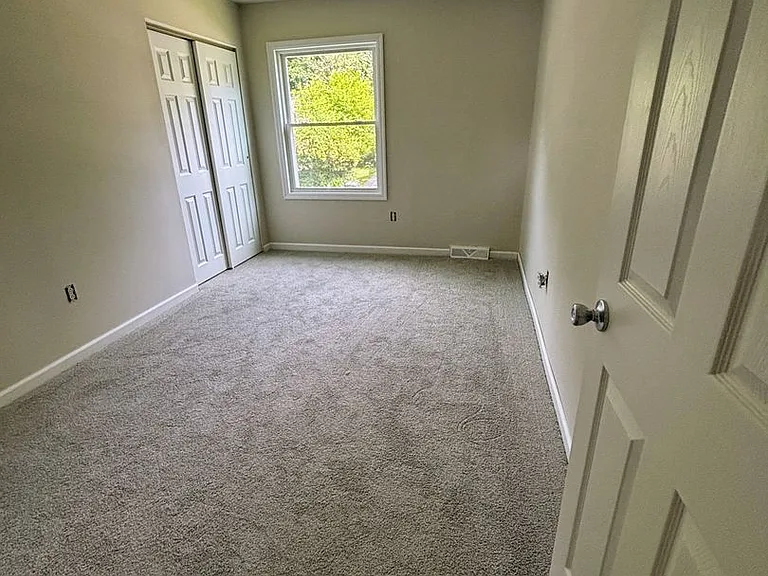 5 Firethorn Ct — Photo 10