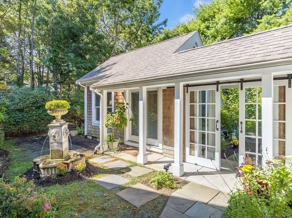 42 Forest Edge, Plymouth, MA 02360
