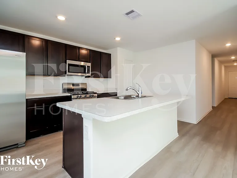 24143 Becker Hollow Ln — Photo 6