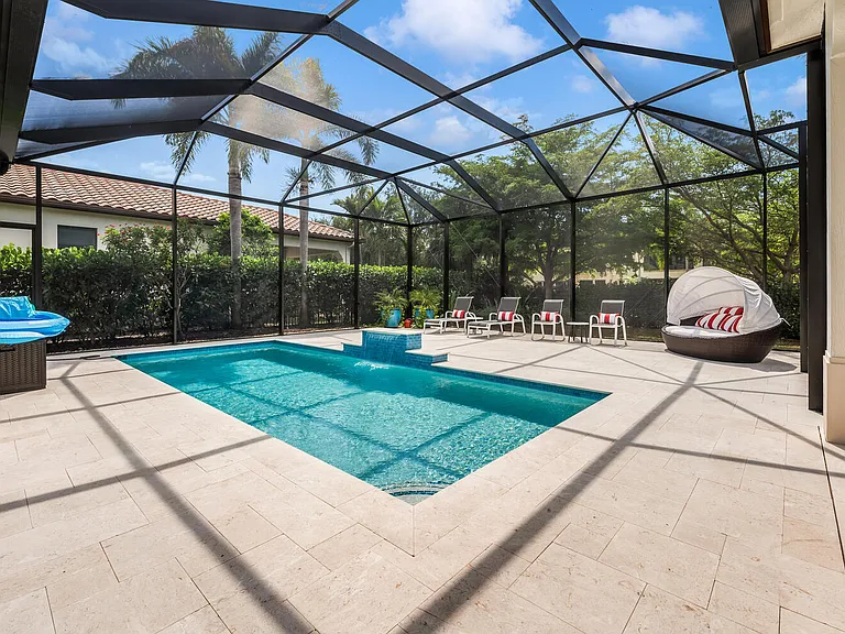 2343 Traditions Ct — Photo 37