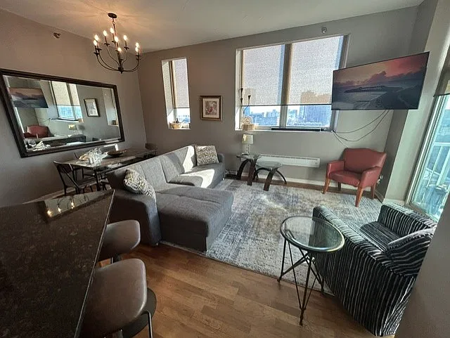 1 bed, 1000 sqft, $2,600 — Photo 4