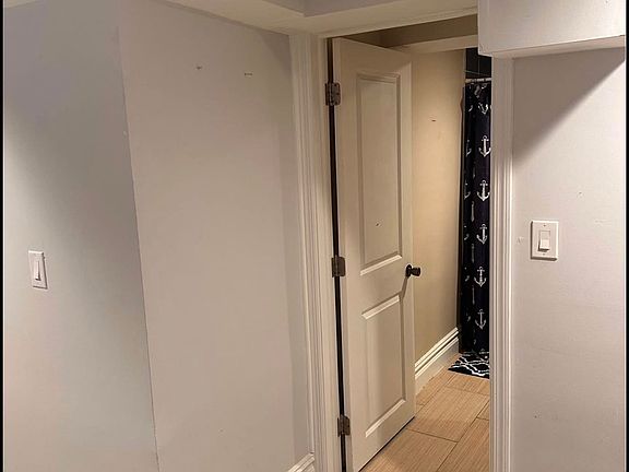 4th image of 175 Riverview Ave #1