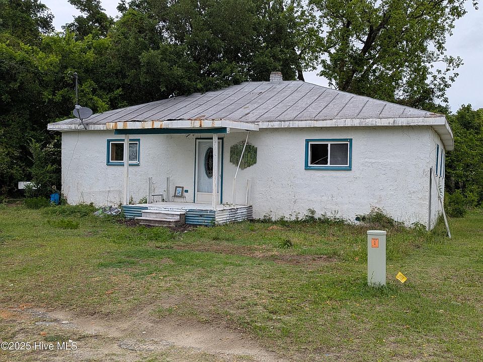 2nd image of 303 E Jones Street