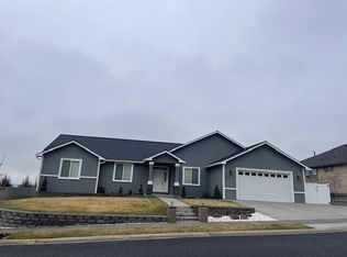 236 Skyridge Dr, Klamath Falls, OR 97603