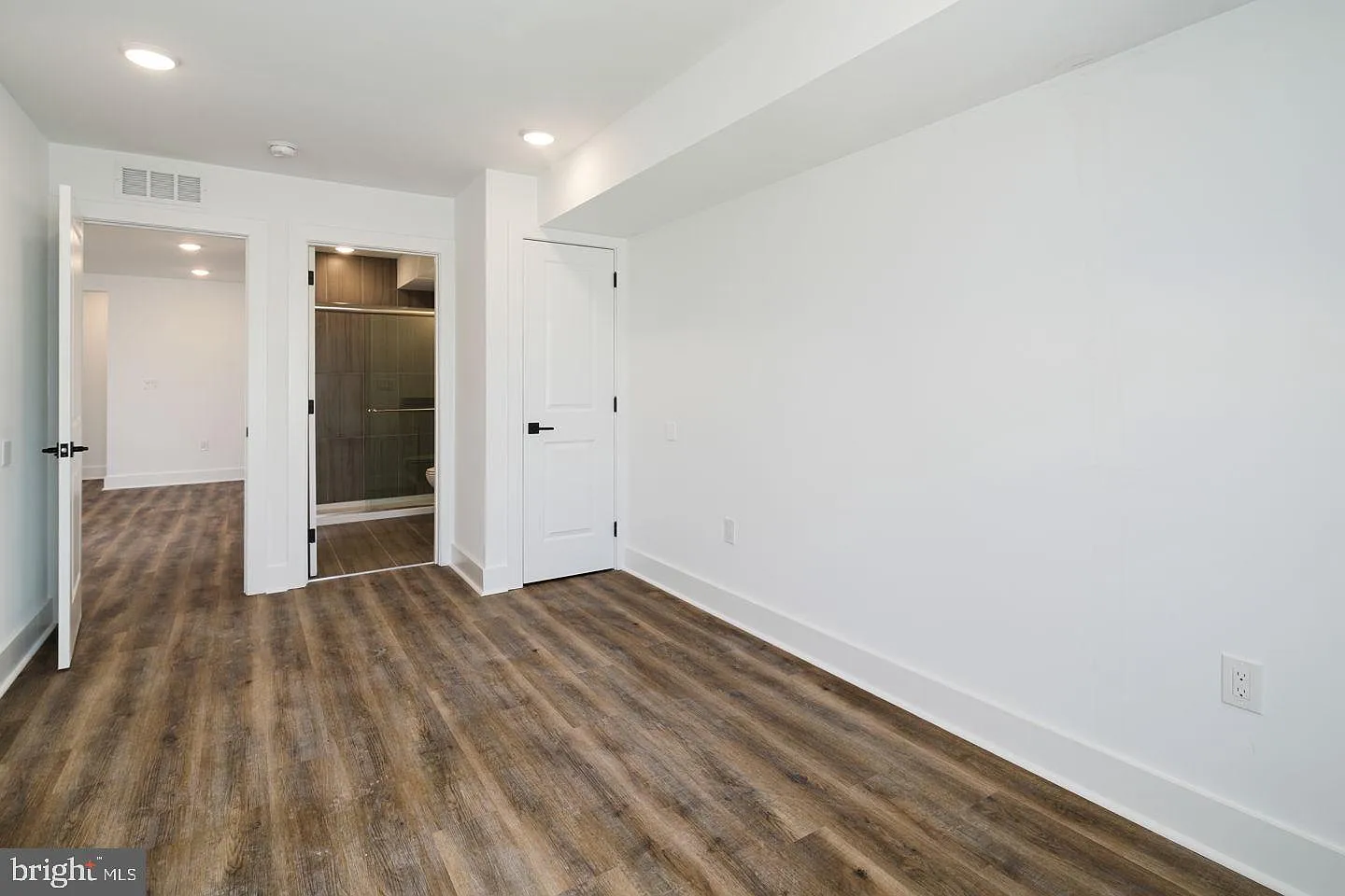 3501 Haverford Ave — Photo 3