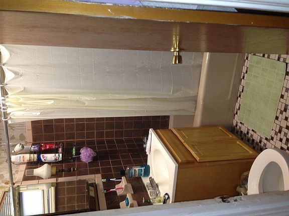3rd image of 2610 18th St APT 1