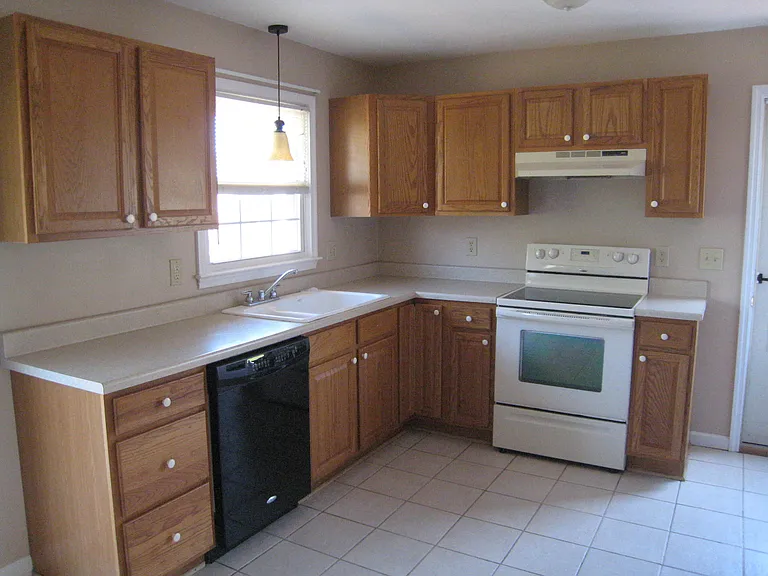 5436 N Garden Ln — Photo 7