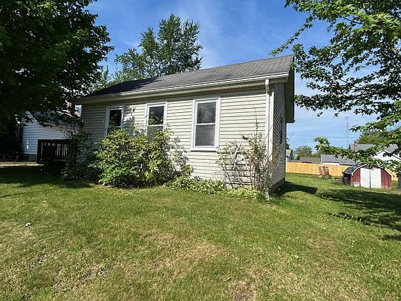 2nd image of 6010 Fox St