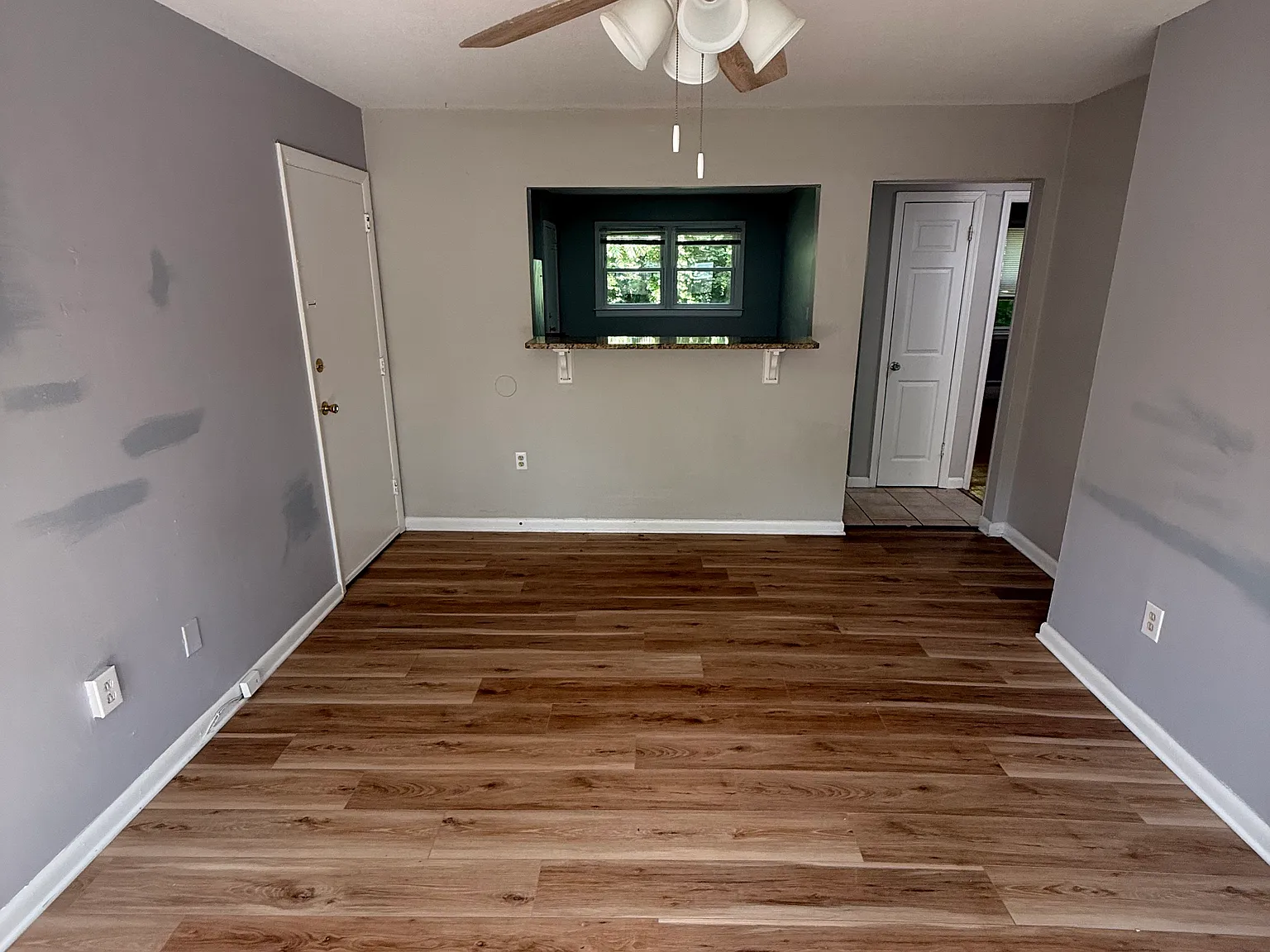 2 bed, 800 sqft, $1,700 — Photo 3