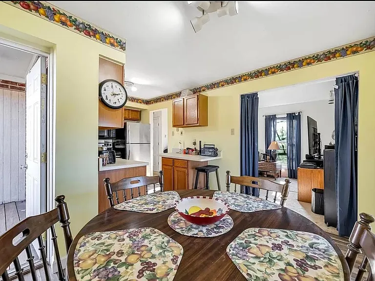 11910 Gravois Rd #3 — Photo 14
