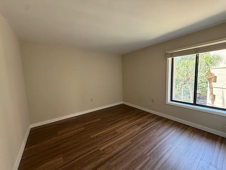 Guest bedroom 3
