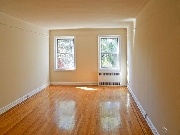 2nd image of 8447 118th St APT 3G