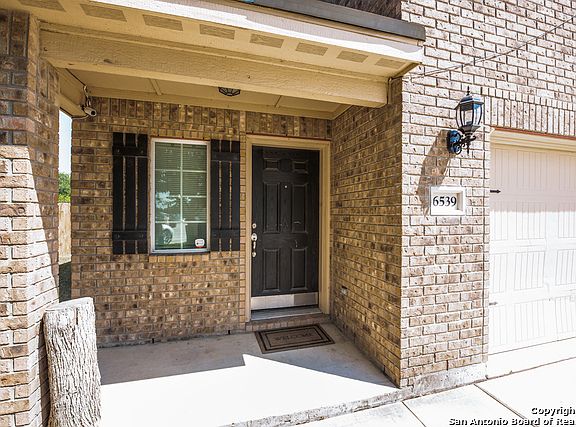 3rd image of 6539 Luckey Sq
