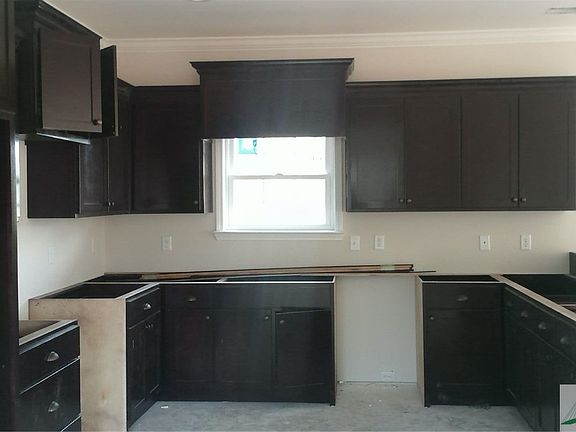 5th image of 510 Whits End Drive