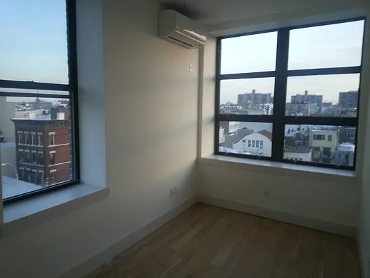 Rented by Loom Group | media 15