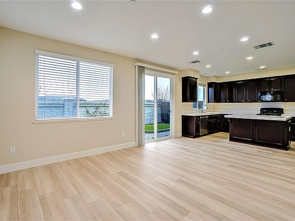 5th image of 345 Kapalua Bay Cir