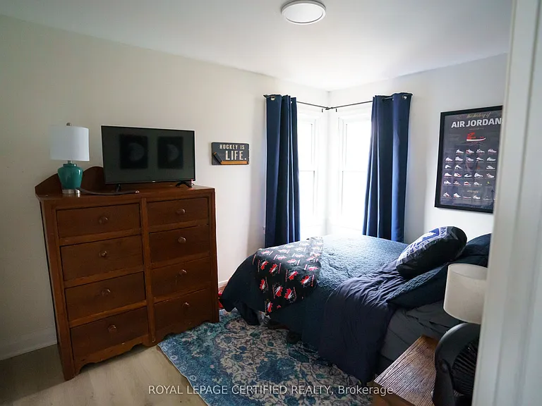 93 Grass Ave — Photo 10
