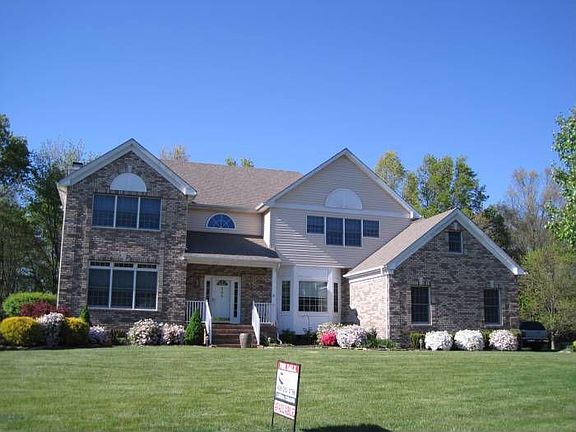 Front w/professional land