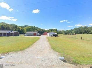 2375 Pumpkin Rd, Shepherdsville, KY 40165