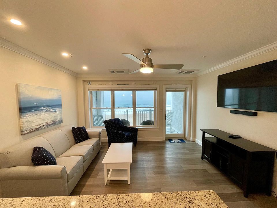 315 Ocean Blvd Hampton NH Zillow