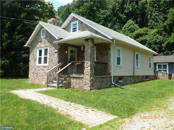 2491 Wayne Ave, Coatesville, PA 19320