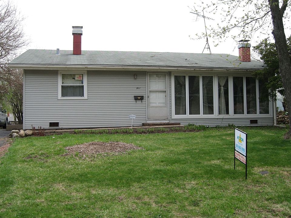 1st image of 911 Garfield Dr