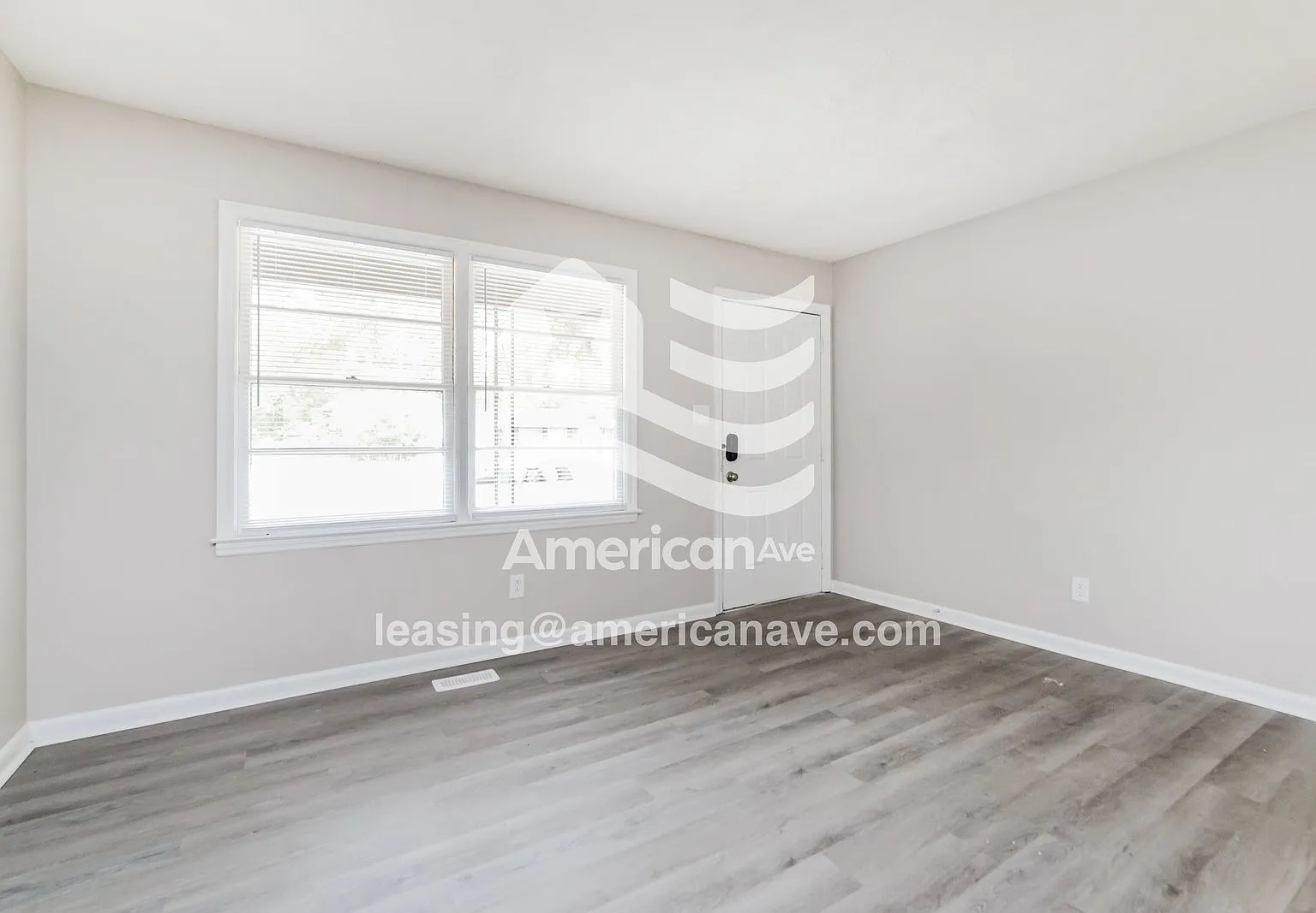 3 bed, 1.5 bath, 1147 sqft, $1,247 — Photo 3