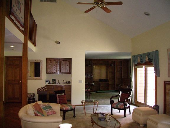 3rd image of 4766 Chapelridge Dr