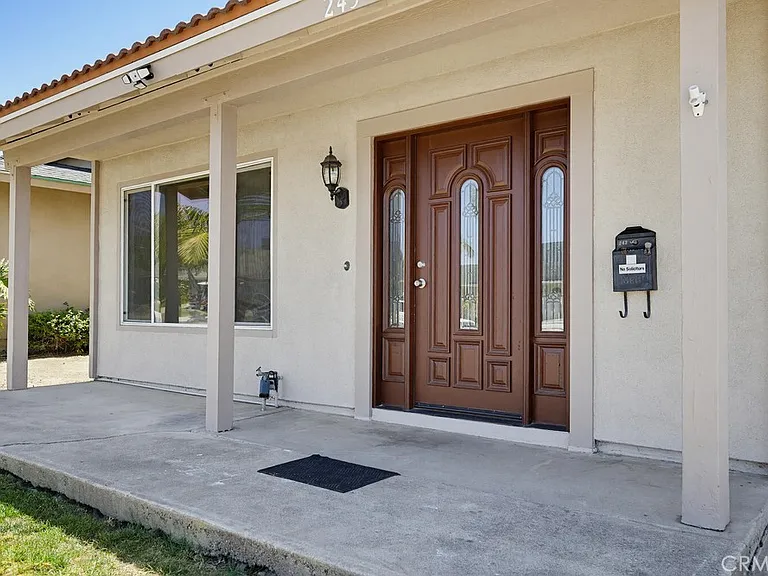 243 N Pageant St — Photo 5