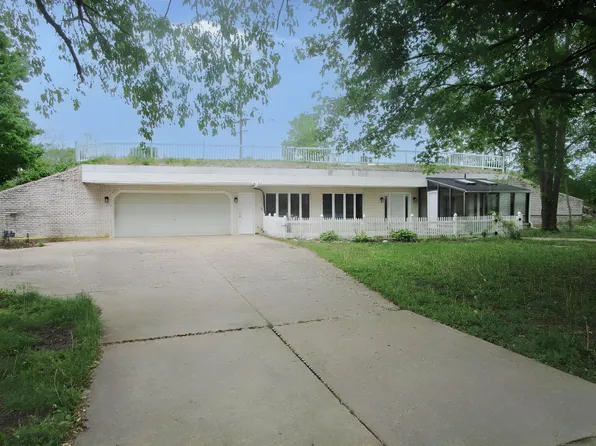 12600 15 1/2 Mile Rd, Marshall, MI 49068