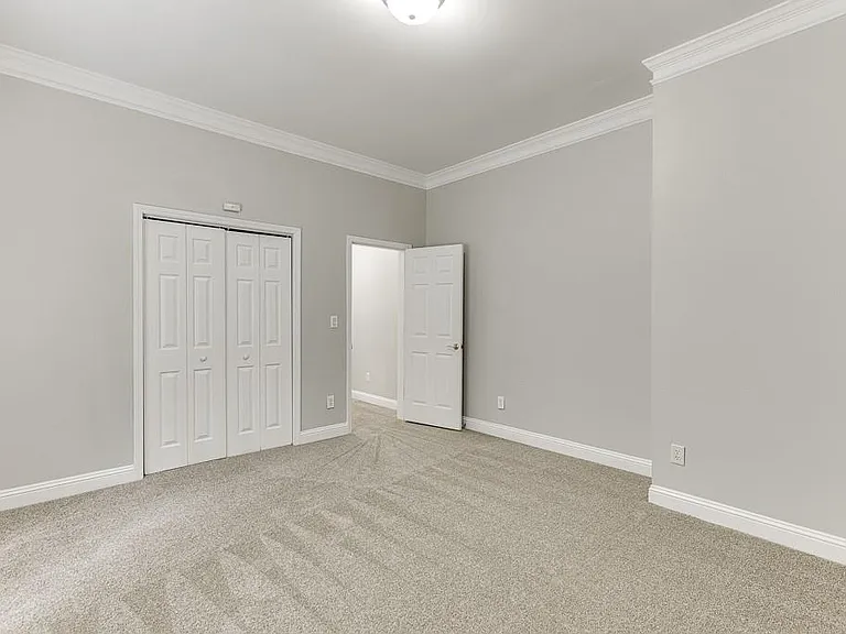 9345 Riverclub Pkwy — Photo 53