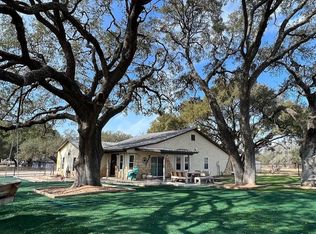 633 County Road 768, Devine, TX 78016