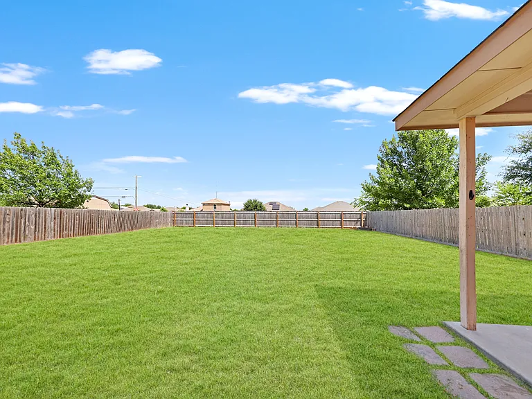 2103 Jefferson Ct S — Photo 22