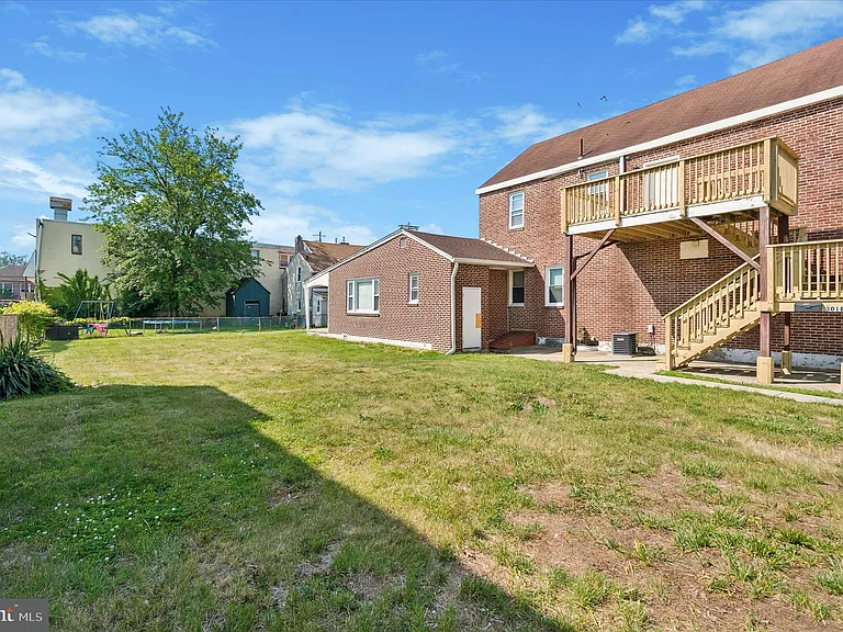 301 N Governor Printz Blvd #B — Photo 2
