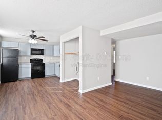 289 Mount Everest Dr APT B, Fenton, MO 63026
