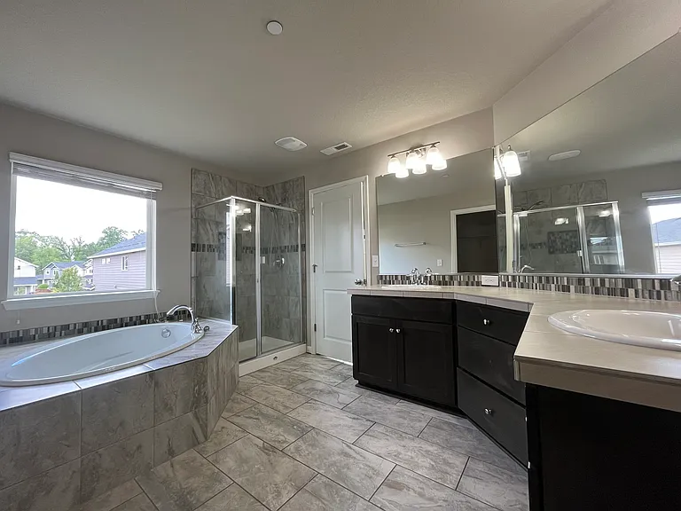 7323 N 93rd Ave — Photo 14