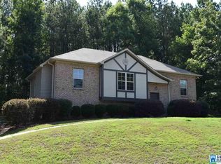 645 Magnolia Lake Ct, Odenville, AL 35120