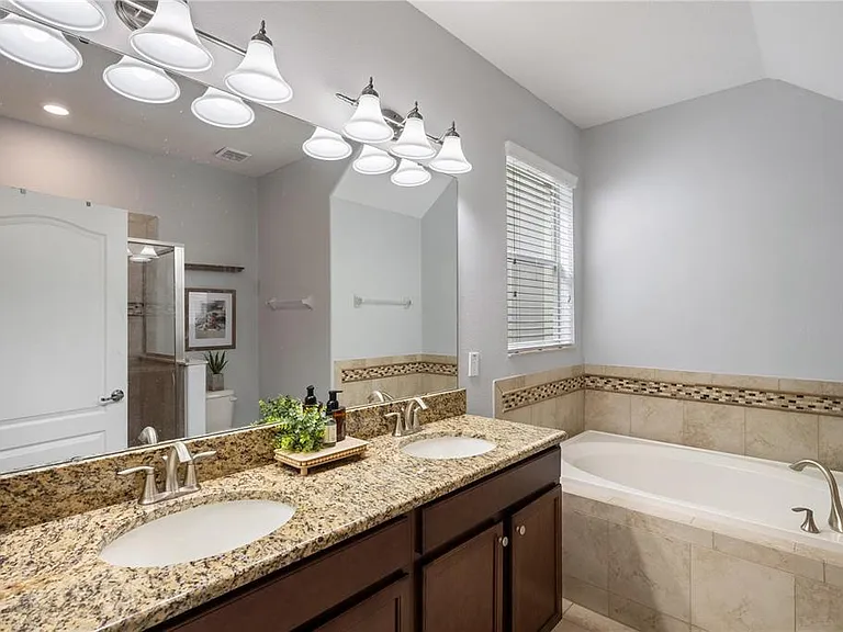 5778 Laurel Cherry Ave — Photo 14